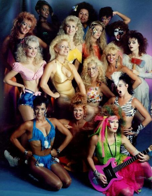 glow2 GLOW: The Story of the Gorgeous Ladies of Wrestling